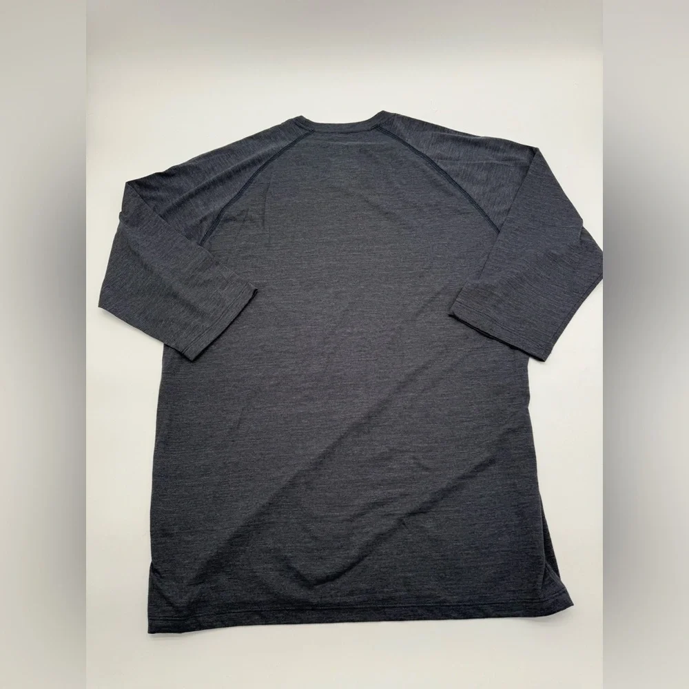 Men’s North Face Heather Blue T-Shirt 3/4 Sleeve Red Logo Standard Fit Sz M